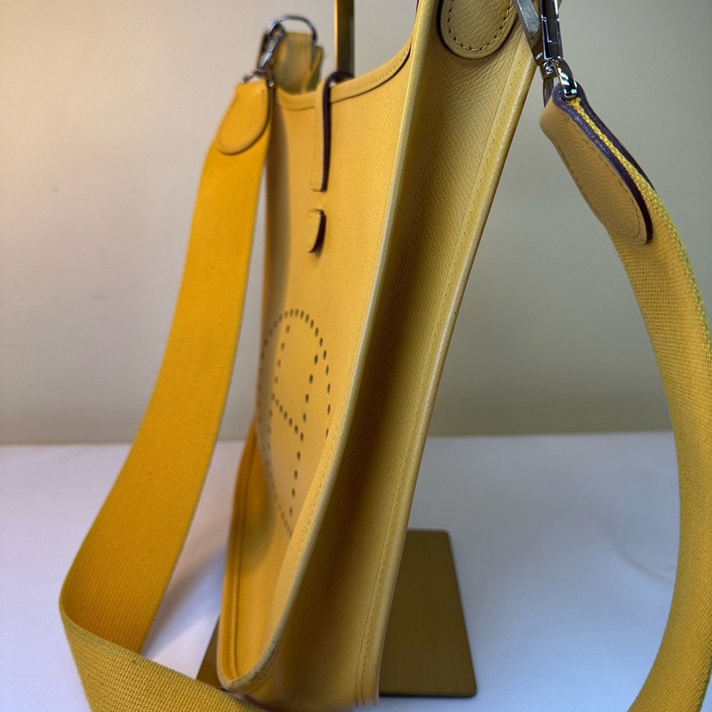 Hermes Evelyne PM Petit Modele Mustard Yellow Palladium HDW Square M 2009 COA - Picture 9 of 17